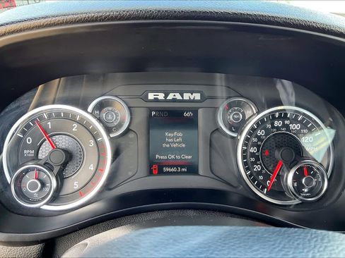 Used 2024 RAM 2500 Big Horn AWD/4WD image 24