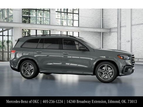 New 2026 Mercedes-Benz GLS 450 4MATIC image 14