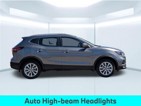 Used 2022 Nissan Rogue Sport SV FWD image 9