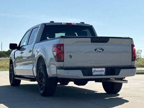 Used 2026 Ford F150 XLT w/ XLT Black Appearance Package RWD image 7