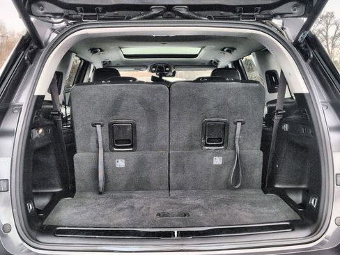 Used 2022 Jeep Grand Cherokee L Limited w/ Luxury Tech Group II image 36