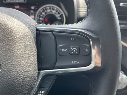 Used 2024 RAM 1500 Laramie image 23