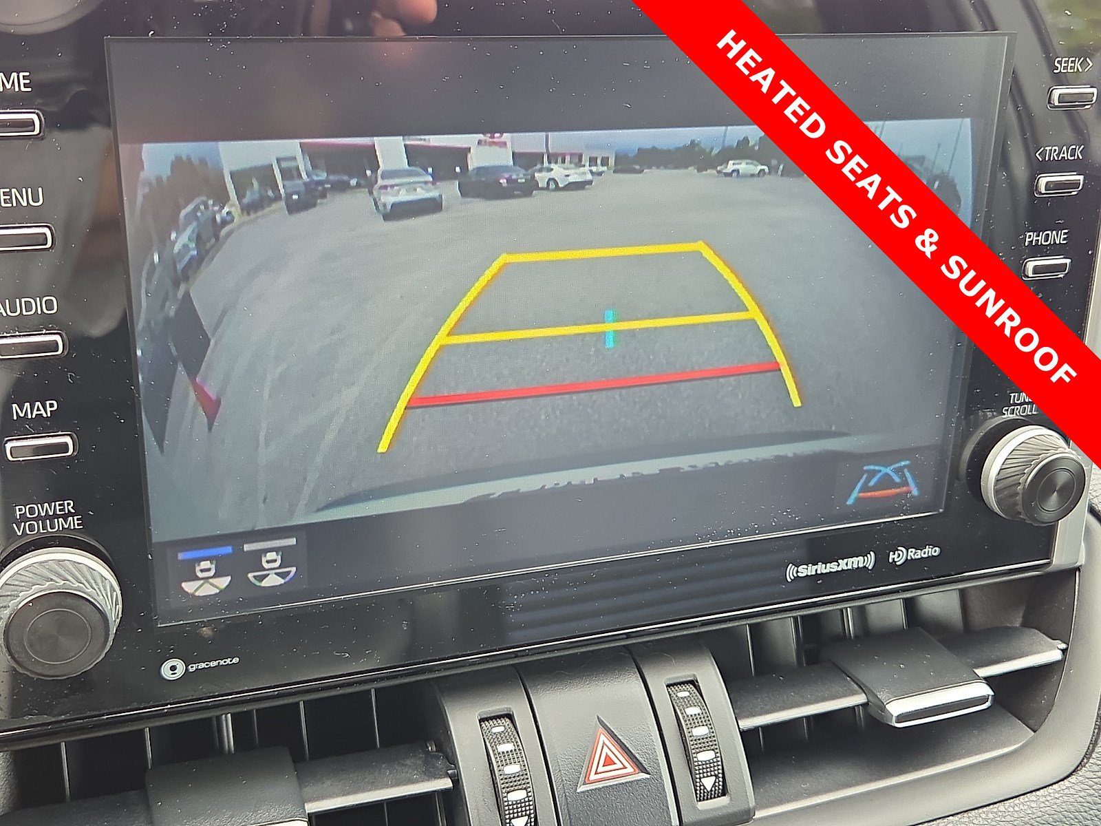 Used 2022 Toyota RAV4 XSE AWD/4WD image 17