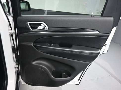 Used 2020 Jeep Grand Cherokee Limited AWD/4WD image 35