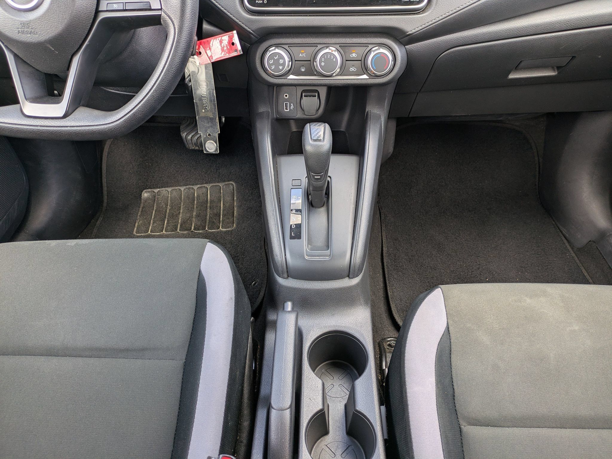 Certified 2025 Nissan Versa S FWD image 19