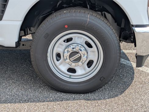 New 2026 Ford F350 XL w/ 360-Degree Camera Package image 11