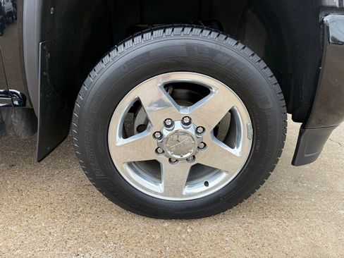 Used 2015 GMC Sierra 2500 Denali w/ Duramax Plus Package image 16