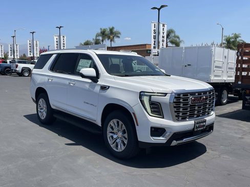 New 2026 GMC Yukon Denali AWD/4WD image 3