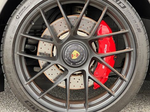 Used 2019 Porsche 911 Targa 4 GTS AWD/4WD image 16