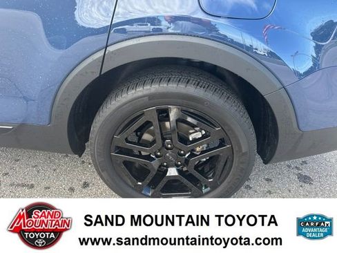 Used 2025 Kia Telluride SX X-Line AWD/4WD image 11
