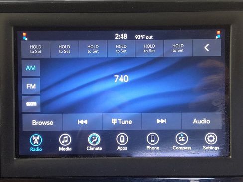 Used 2021 Chrysler Voyager Lxi FWD image 25