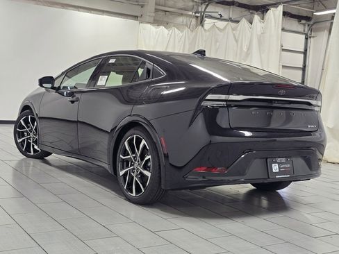 New 2026 Toyota Prius Plug-In Hybrid image 16