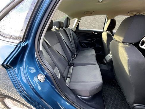 Used 2019 Volkswagen Jetta S w/ Driver Assistance Package image 24