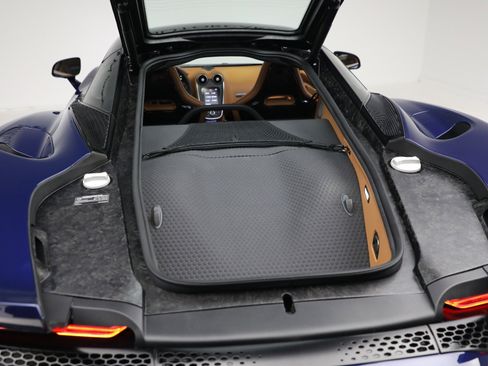 Used 2023 McLaren GT image 31