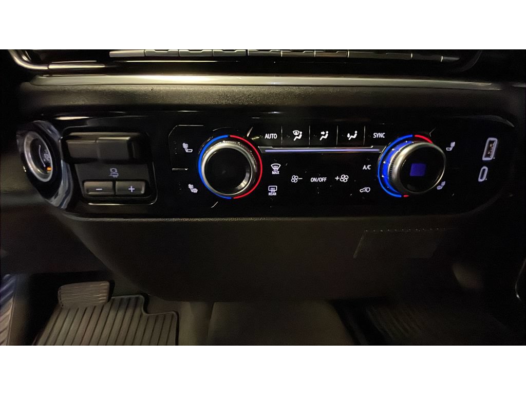 Used 2023 GMC Sierra 1500 SLE AWD/4WD image 14