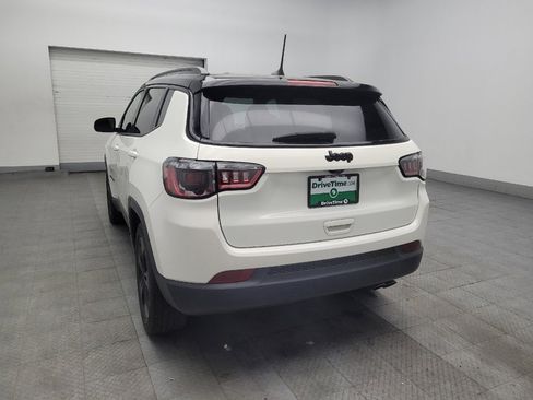 Used 2021 Jeep Compass Latitude FWD image 5