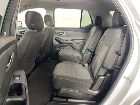 Used 2019 Chevrolet Traverse LT image 24