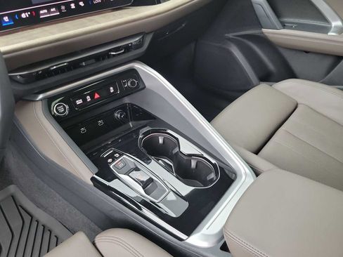 Certified 2025 Audi Q5 Premium Plus AWD/4WD image 32