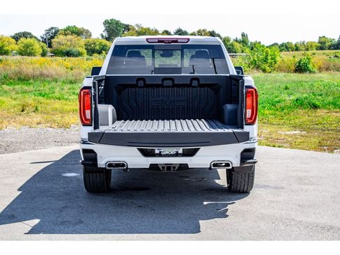 New 2026 GMC Sierra 1500 Denali Ultimate image 8
