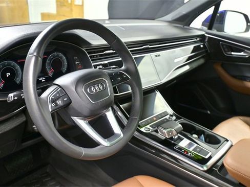 Used 2021 Audi Q7 2.0T Premium Plus w/ Executive Package image 18