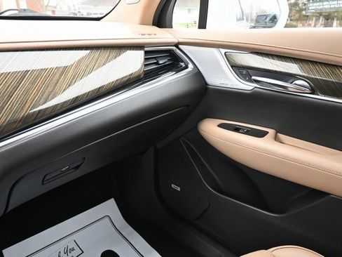 Used 2020 Cadillac XT6 Premium Luxury image 29