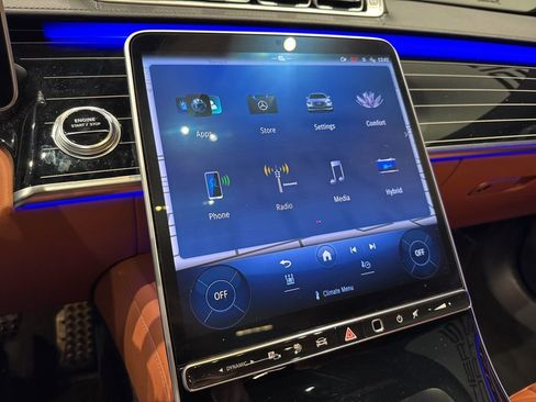 Used 2024 Mercedes-Benz S 580e 4MATIC Sedan image 20