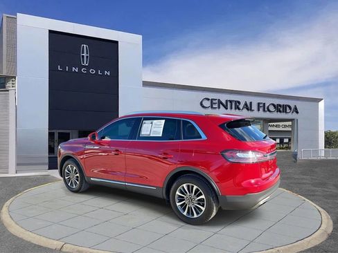 Used 2021 Lincoln Nautilus Reserve image 4