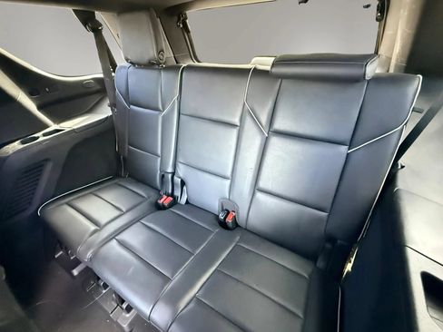 Used 2021 Cadillac Escalade Premium Luxury w/ LPO, Radiant Package AWD/4WD image 11