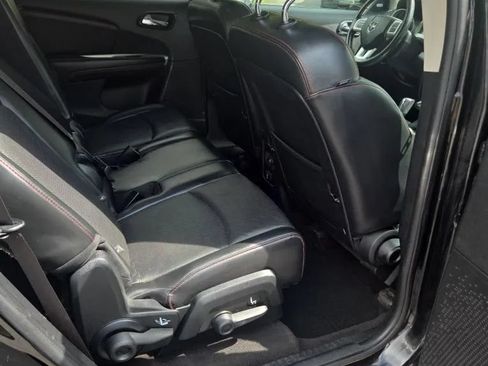 Used 2018 Dodge Journey GT w/ Driver Convenience Group AWD/4WD image 11