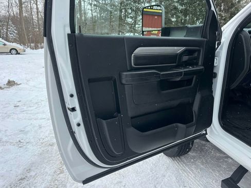 Used 2022 RAM 4500 Tradesman image 28