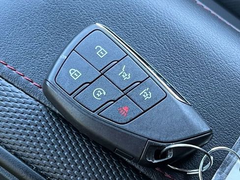 Used 2022 Chevrolet Tahoe RST AWD/4WD image 36