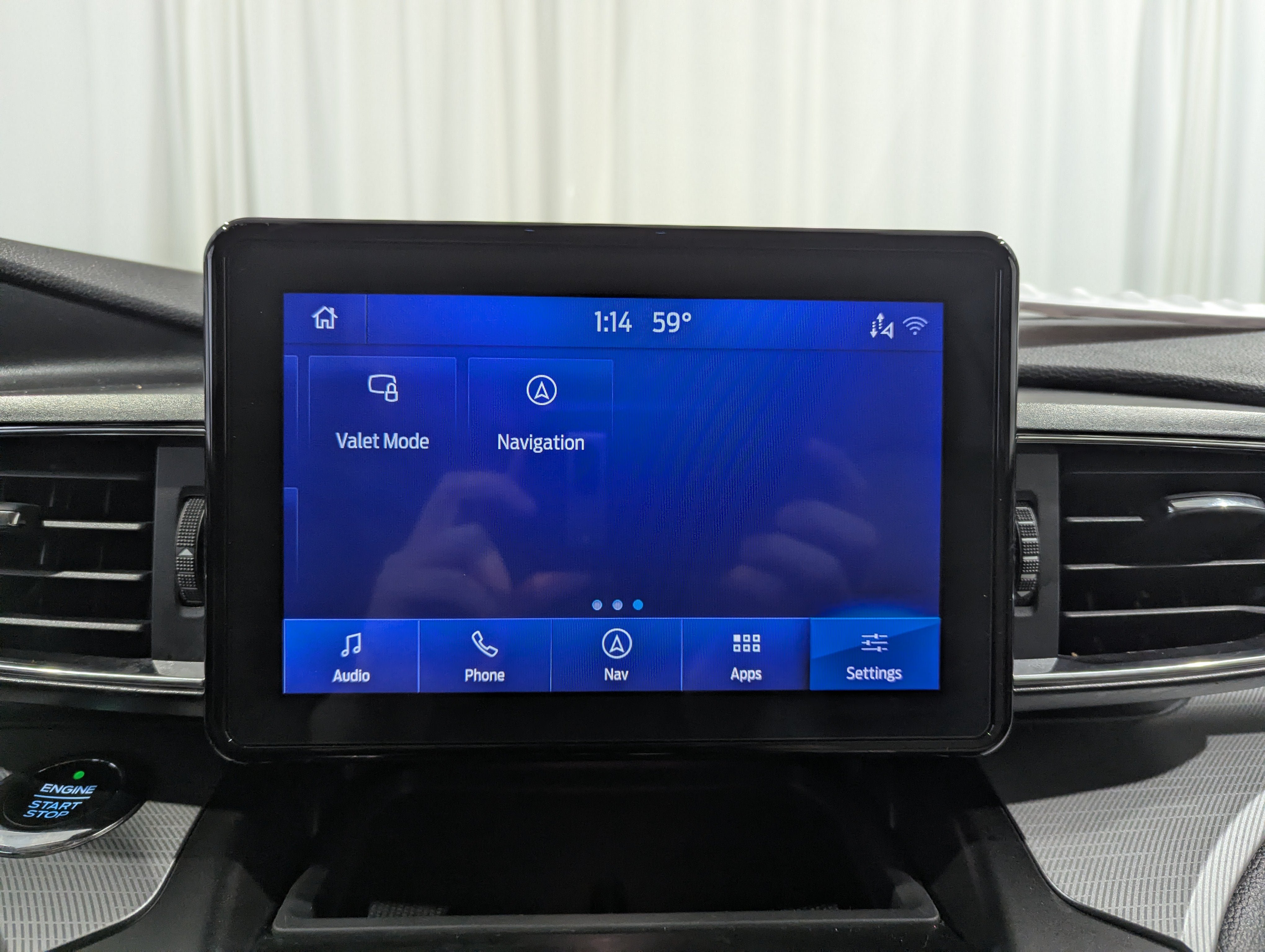 Used 2020 Ford Explorer XLT w/ Equipment Group 202A AWD/4WD image 25