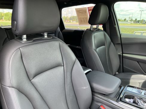 Used 2020 Audi Q7 3.0T Prestige w/ Prestige Package AWD/4WD image 35