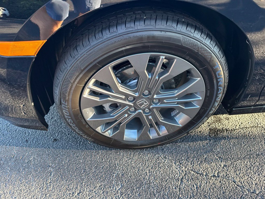 New 2027 Honda Odyssey Touring image 10