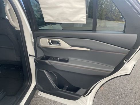 New 2026 Ford Explorer Active image 51
