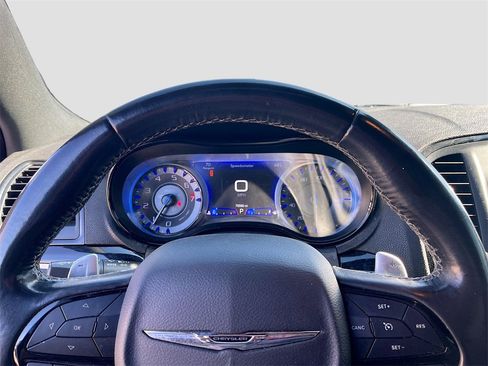 Used 2020 Chrysler 300 S image 12