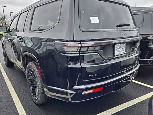 New 2026 Jeep Grand Wagoneer Limited AWD/4WD image 7