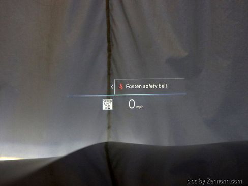 Used 2026 BMW X5 xDrive50e w/ Climate Comfort Package image 24