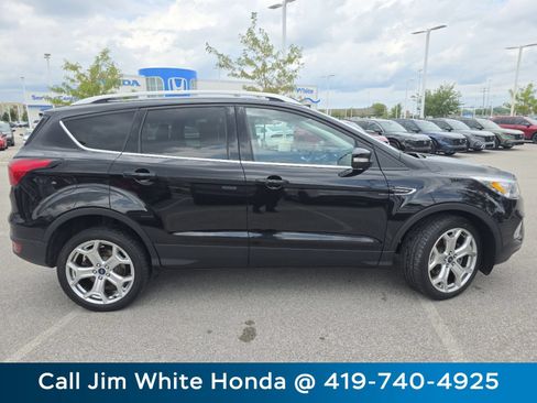 Used 2019 Ford Escape Titanium AWD/4WD image 15