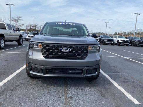 Certified 2025 Ford Maverick XLT w/ XLT Luxury Package image 2