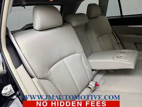 Used 2012 Subaru Outback 2.5i Premium AWD/4WD image 19