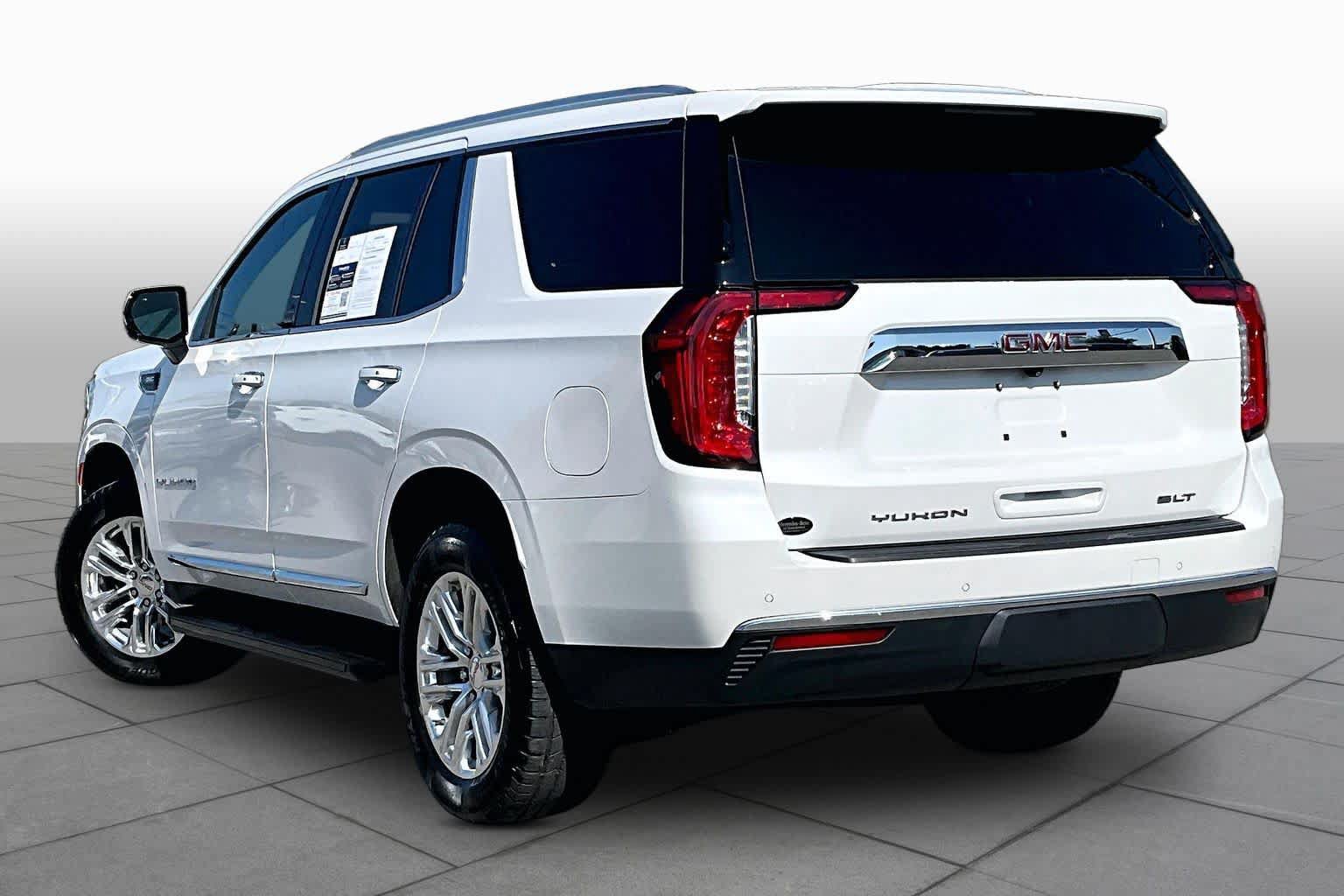 Used 2023 GMC Yukon SLT AWD/4WD image 12