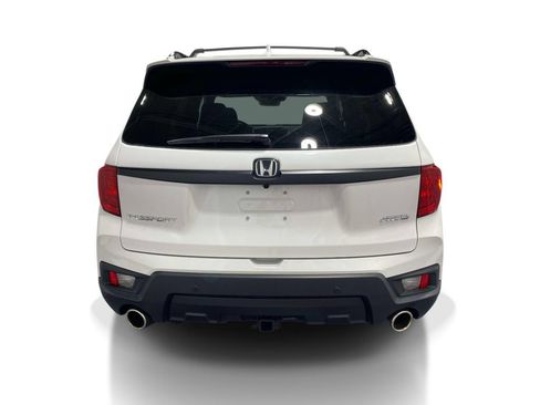 Used 2023 Honda Passport EX-L image 3