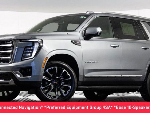 Used 2025 GMC Yukon Elevation image 2