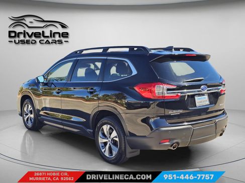 Used 2023 Subaru Ascent Premium w/ Convenience Package image 8