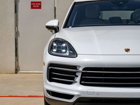 Used 2019 Porsche Cayenne AWD/4WD image 52