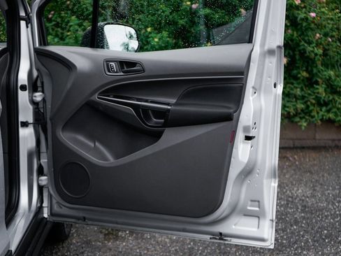 Used 2021 Ford Transit Connect XL image 36