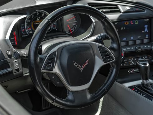 Used 2015 Chevrolet Corvette Stingray Convertible w/ 2LT Preferred Equipment Group RWD image 19
