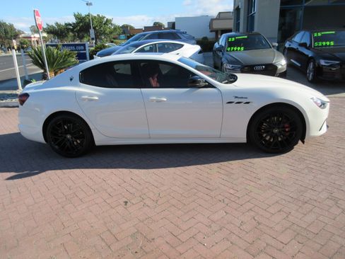 Used 2023 Maserati Ghibli Modena Q4 image 84