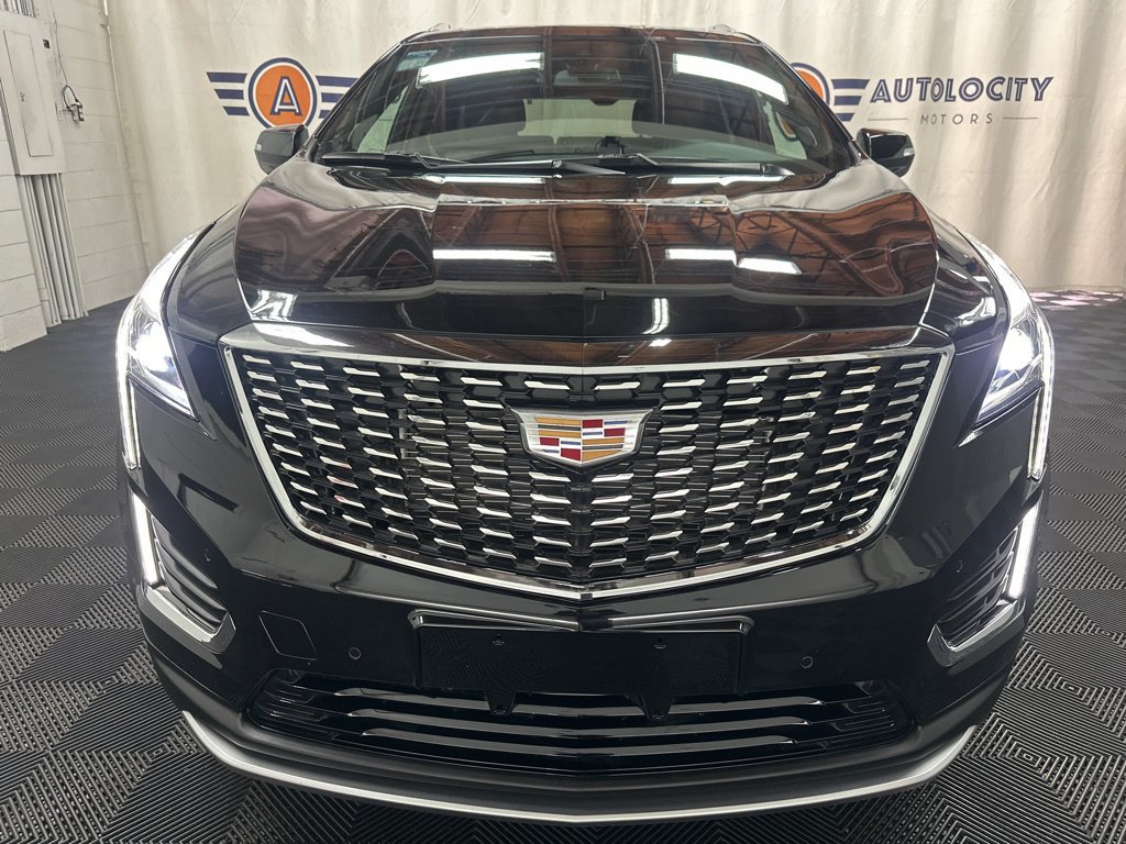 Used 2024 Cadillac XT5 Premium Luxury AWD/4WD image 4